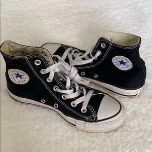 Converse Sneakers - Black - Size 6